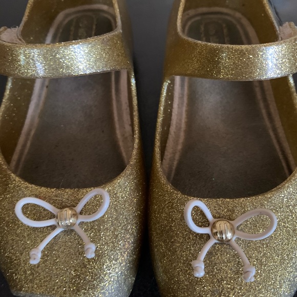 Size 7 gold Mini Melissa - Picture 3 of 3